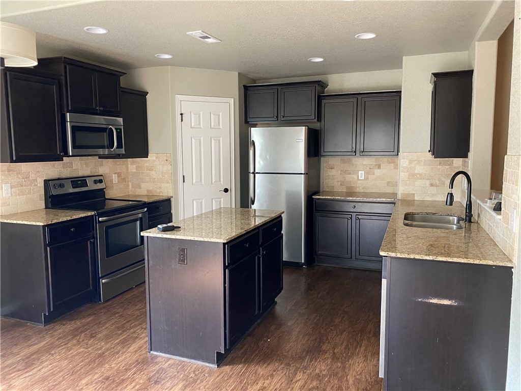 Timber Tails - Residential Lease