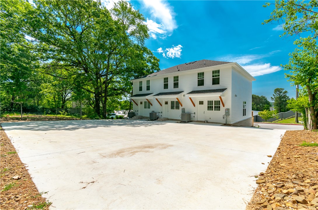 17-16-30 Fayetteville Outlots - Residential