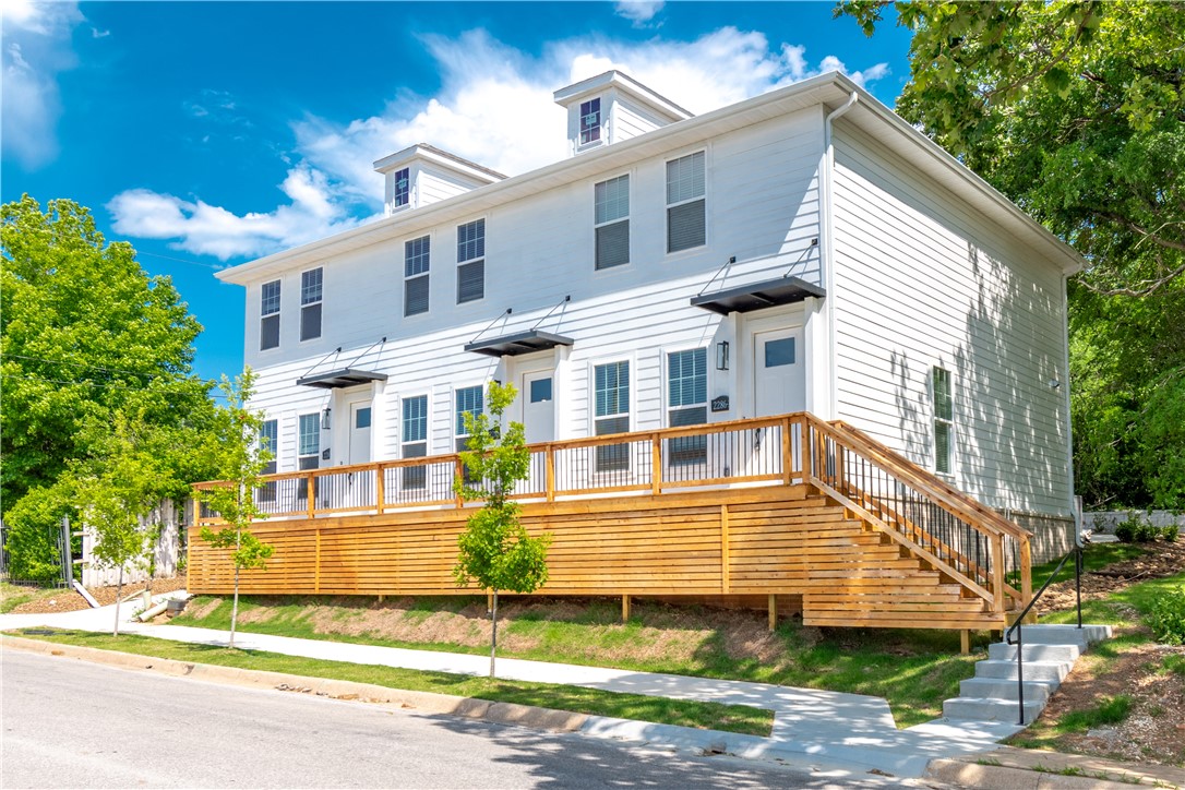 17-16-30 Fayetteville Outlots - Residential