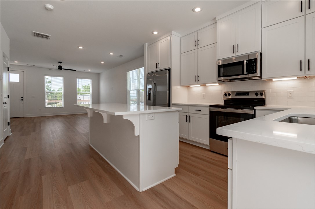17-16-30 Fayetteville Outlots - Residential