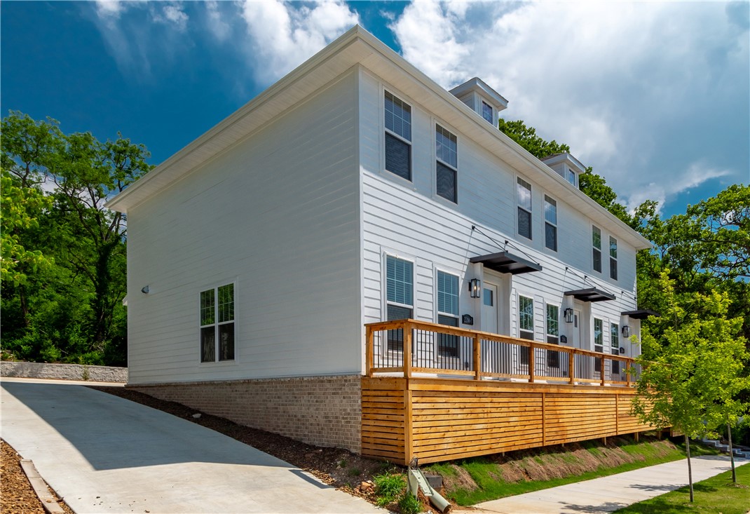 17-16-30 Fayetteville Outlots - Residential