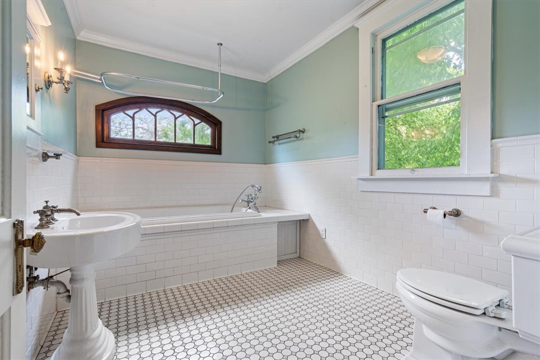 31-18-33 Siloam Springs - Residential