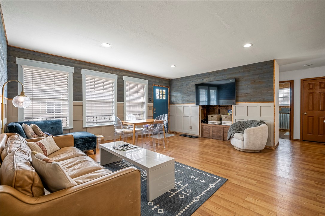 W A Burks Add Bentonville - Residential