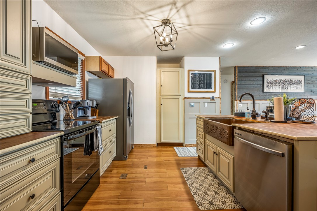 W A Burks Add Bentonville - Residential