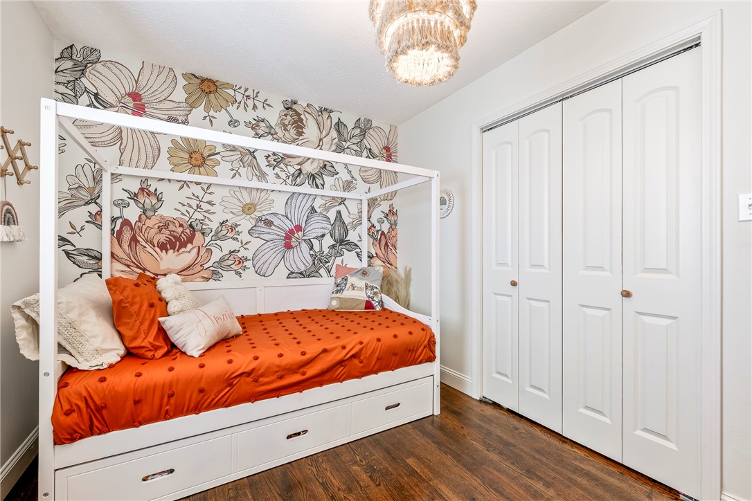 Town & Country - Residential