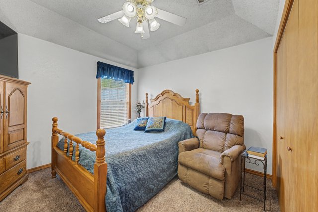 Country Club Estates - Residential