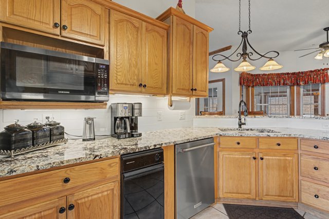 Country Club Estates - Residential