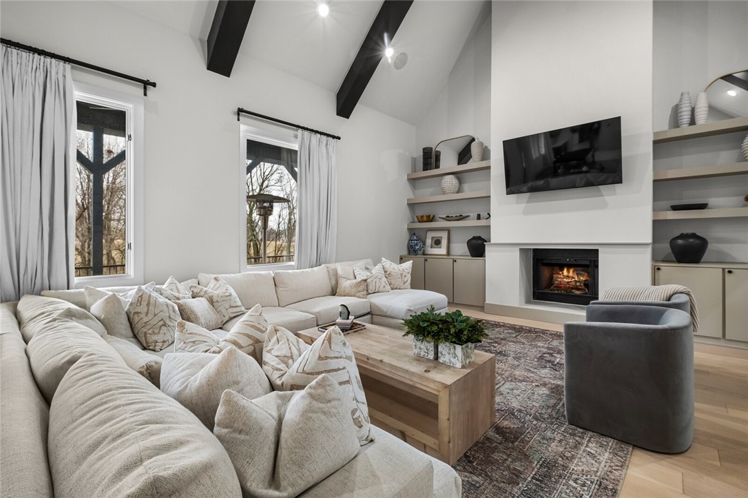 Pinnacle - Residential