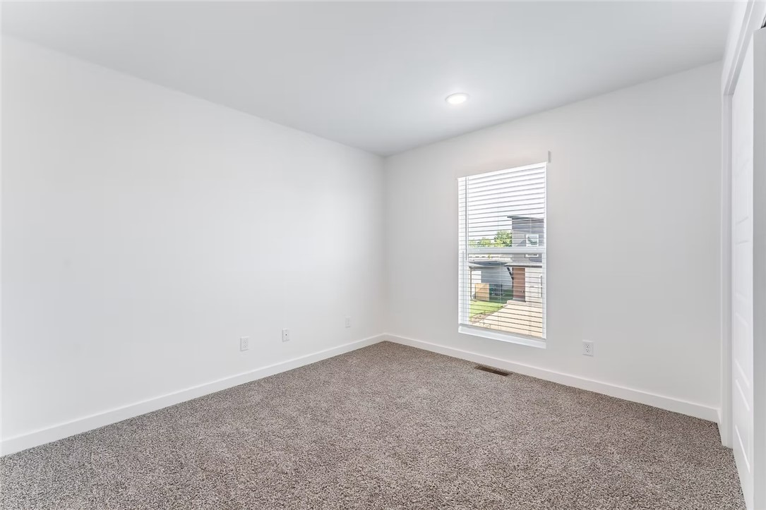 FEATHERSTON WEST SUB PH 1-CENTERTON - Residential