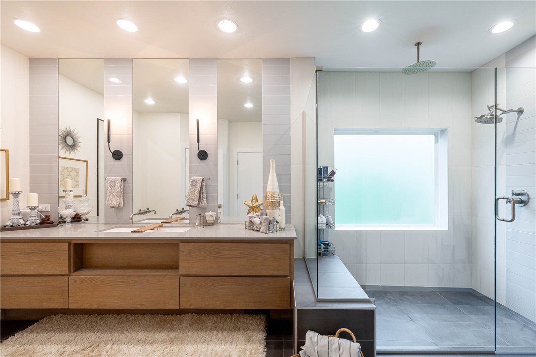 Fred Starr Estates - Residential