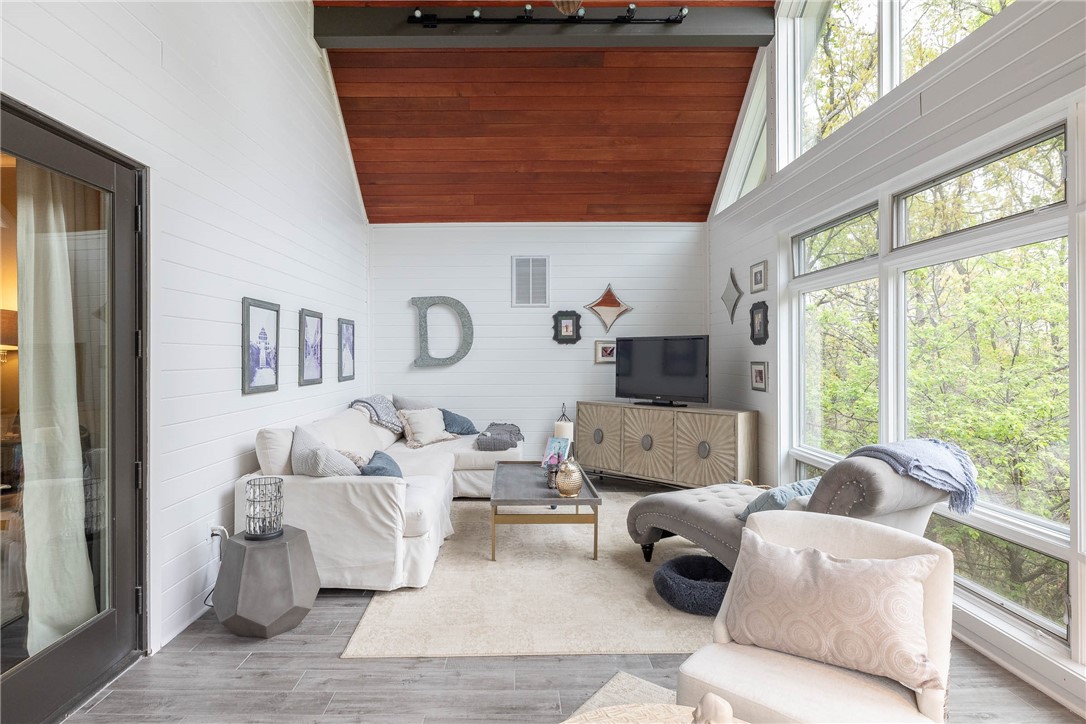 Fred Starr Estates - Residential