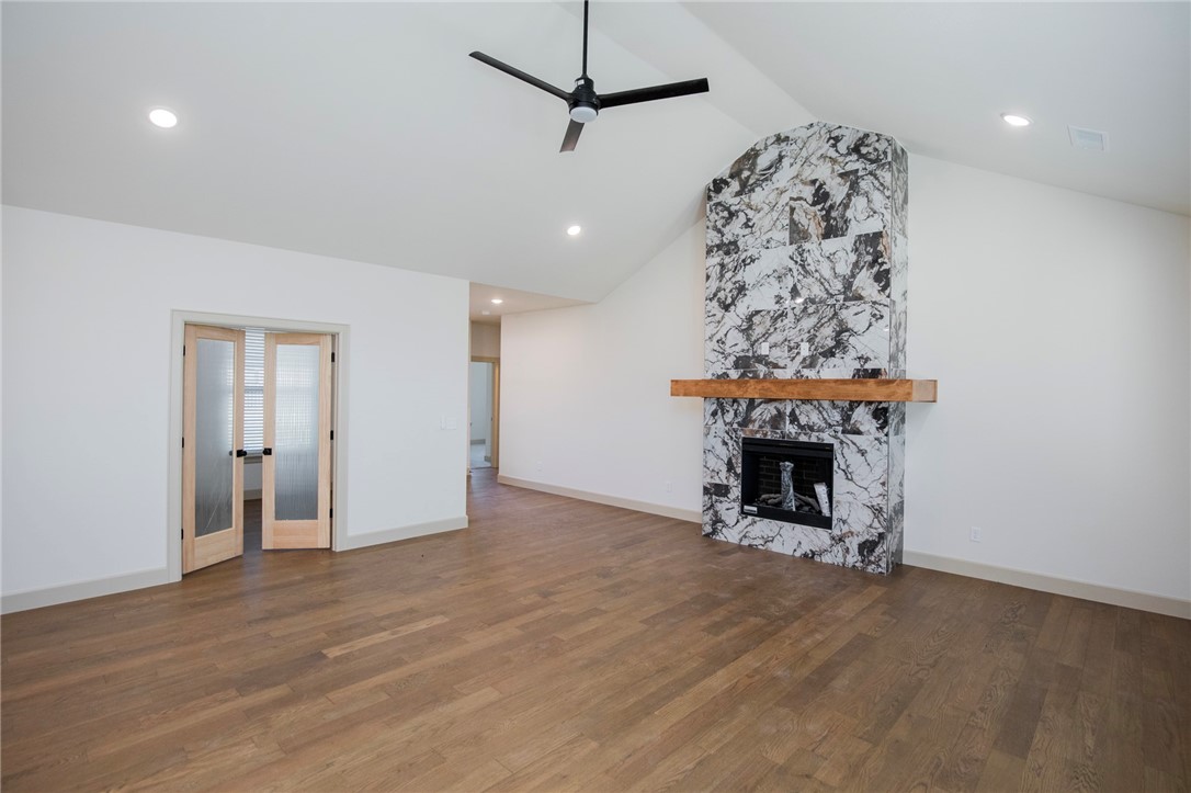 South Pointe - Residential