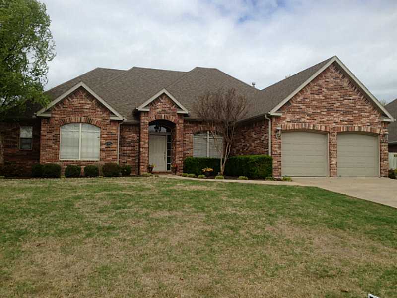 Beautiful all brick 4BR, 3BA home in Steeplechase S/D. Features include granite countertops, new carpeting in living area, as well as a new fireplace mantle; wood floors, custom blinds, stainless steel appliances, large yard and wood privacy fence.,Come see this attractive home and all it has to offer.
