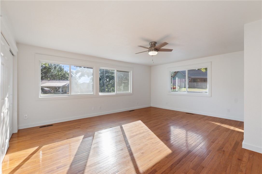 Mundell Heights - Residential