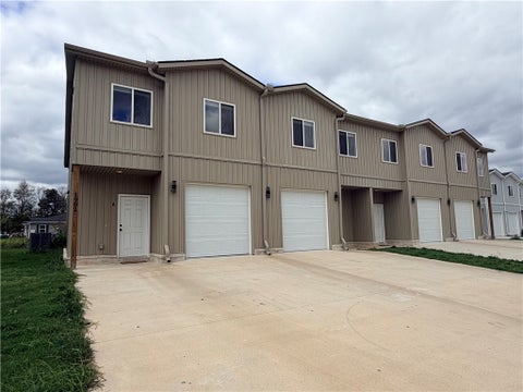 Photo of 1902 Azlin Place A #A, Siloam Springs, AR 72761 (MLS # 1365480)