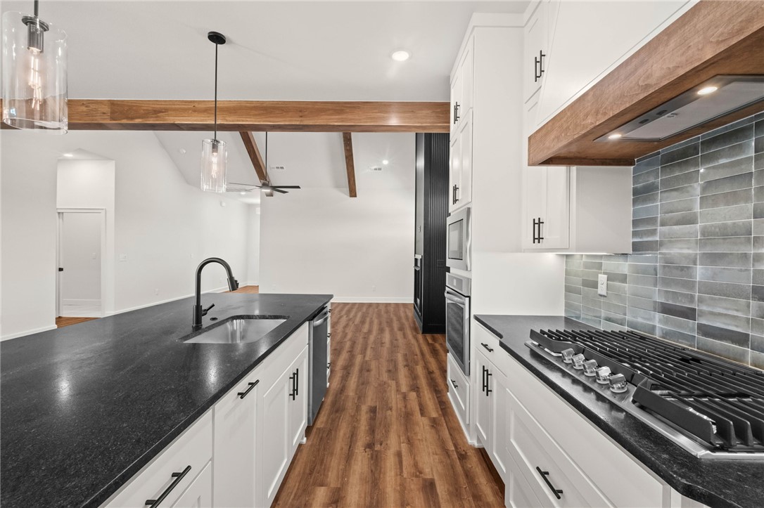 Silver Leaf Estates Ph I Centerton - Residential