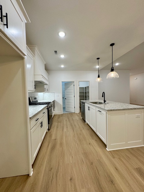 Cardigan Sub Bvv - Residential Lease