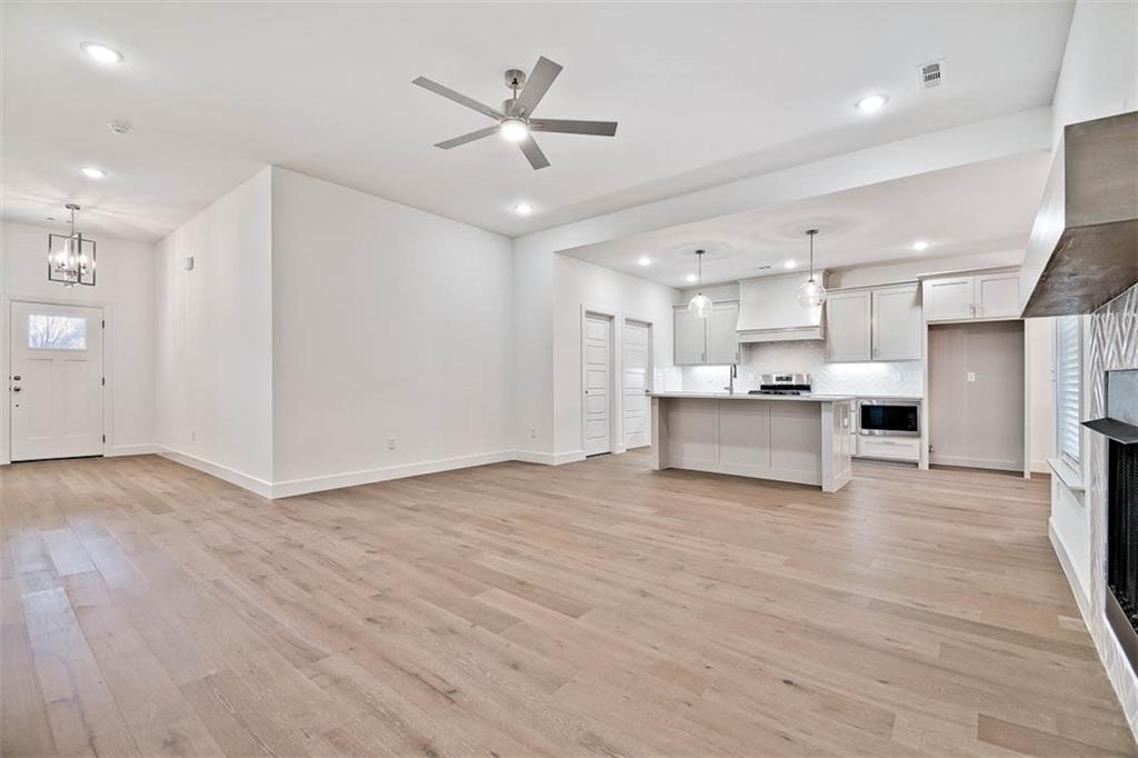 Cardigan Sub Bvv - Residential Lease