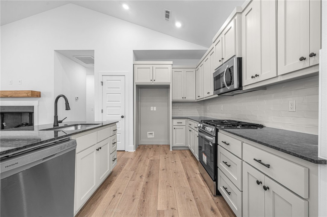 Wells Lake Cottages at Chaffee Cottages - Residential