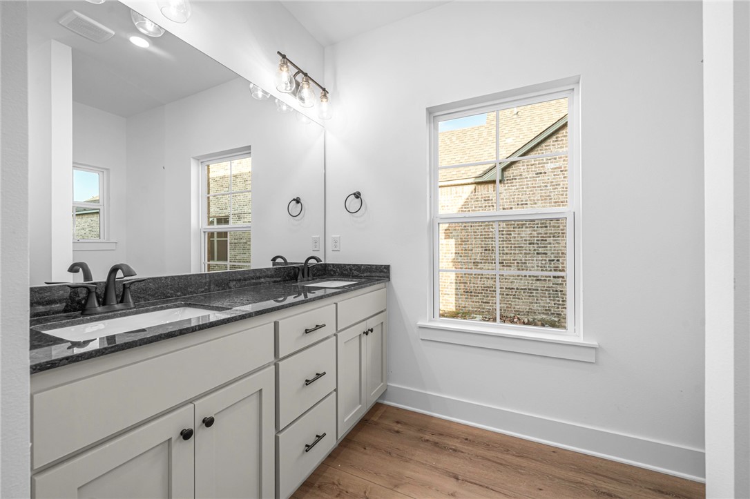 Wells Lake Cottages at Chaffee Cottages - Residential