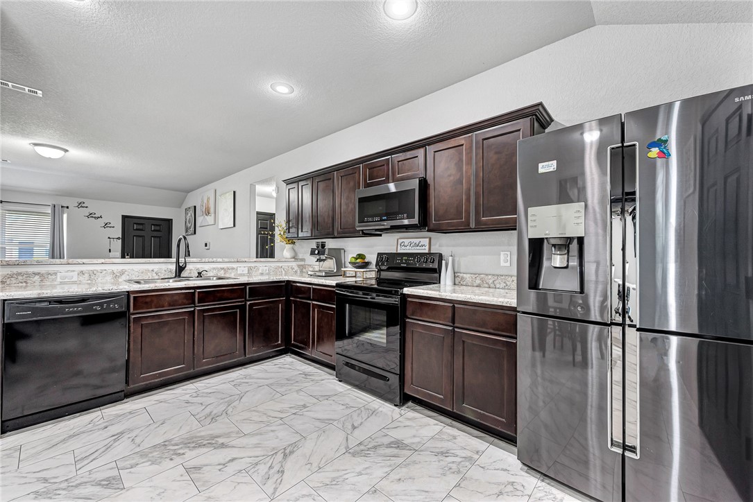 Silver Meadows - Residential