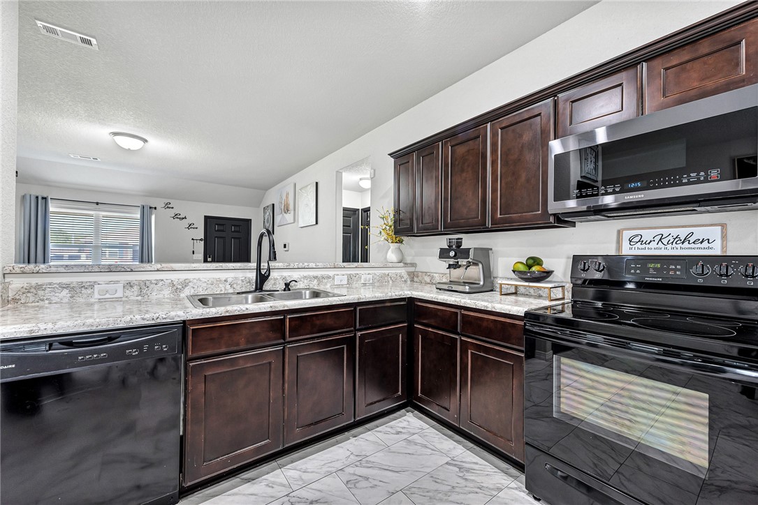 Silver Meadows - Residential