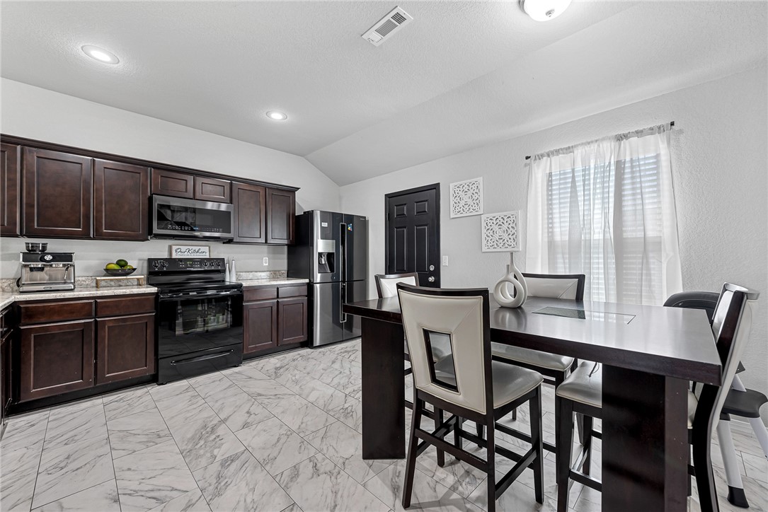 Silver Meadows - Residential