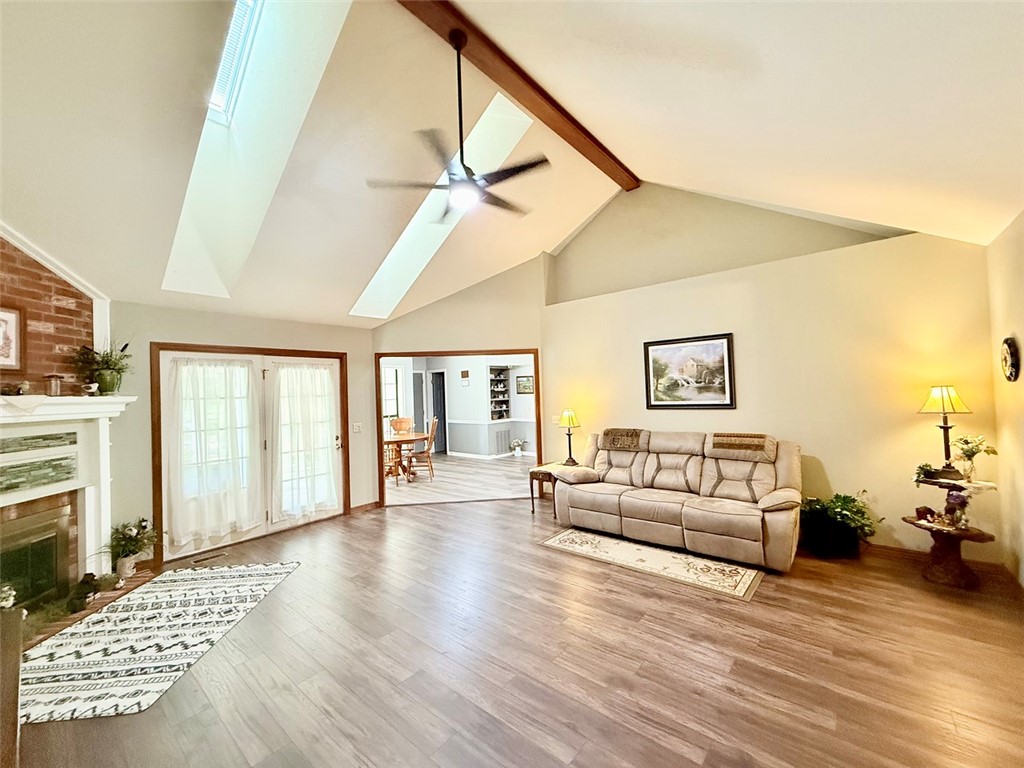 HICKORY HILLS PHASE II - Residential