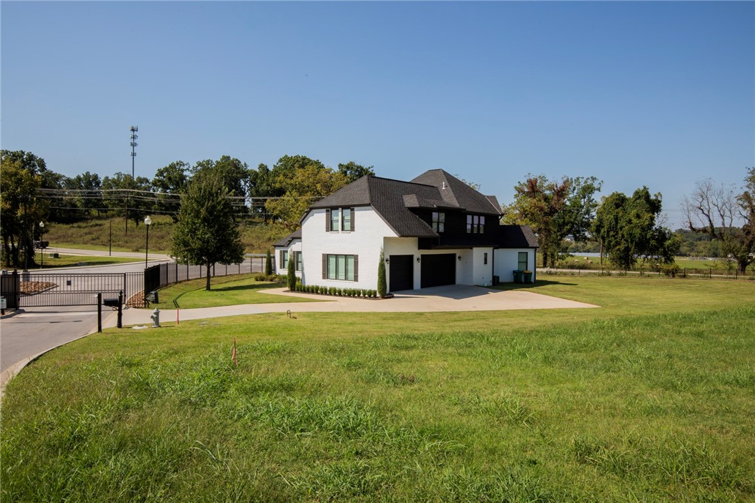Pinnacle - Residential