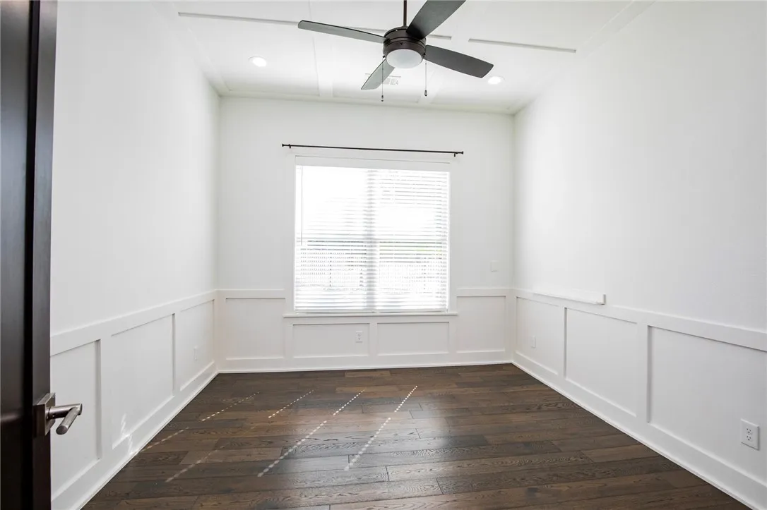 Rogers, Arkansas 72758, United States, 4 Bedrooms Bedrooms, ,5 BathroomsBathrooms,Residential,Active,220496