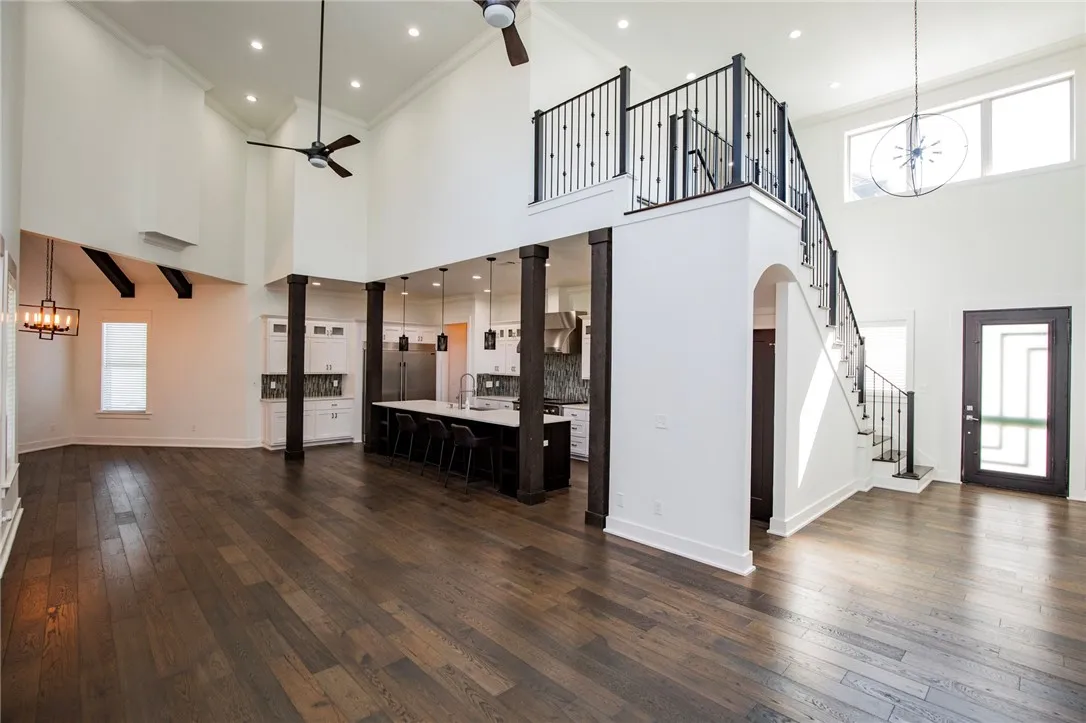 Rogers, Arkansas 72758, United States, 4 Bedrooms Bedrooms, ,5 BathroomsBathrooms,Residential,Active,220496