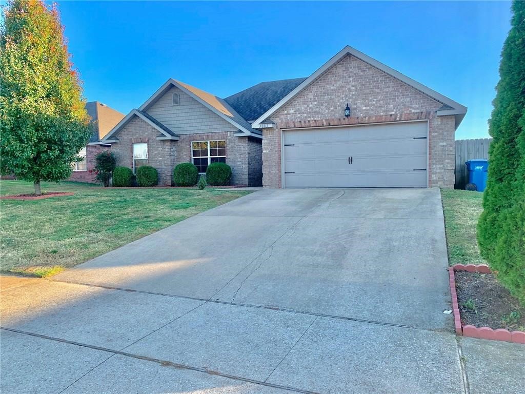 Great 4-Bedroom centrally located in Bentonville, walking distance to school trails and new Bentonville Water Park. Solar Panels cover your electric cost completely in most cases. Hard surface floors throughout and granite in Kitchen and Bathrooms. large, fenced backyard with gazebo for plenty of room for entertaining. Available immediately.