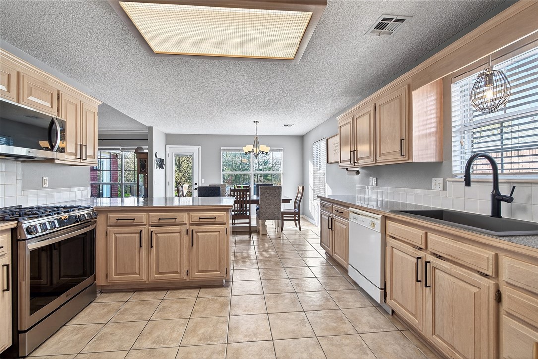 Kensington Add Ph V - Residential