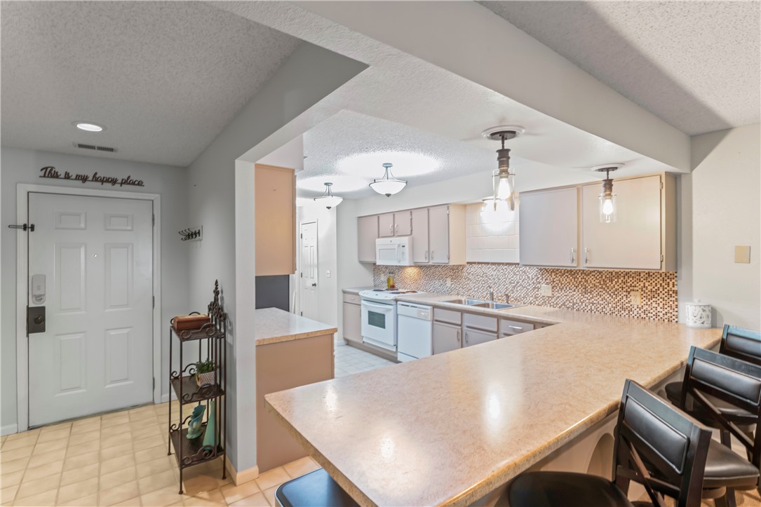 350 S Wildwood Drive 15