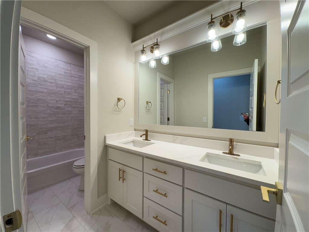 Crescent View Ph II - Residential
