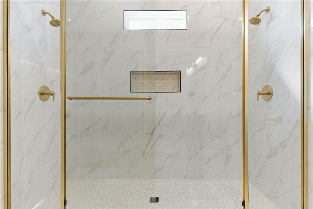 Seminole Park Sub Rogers - Residential