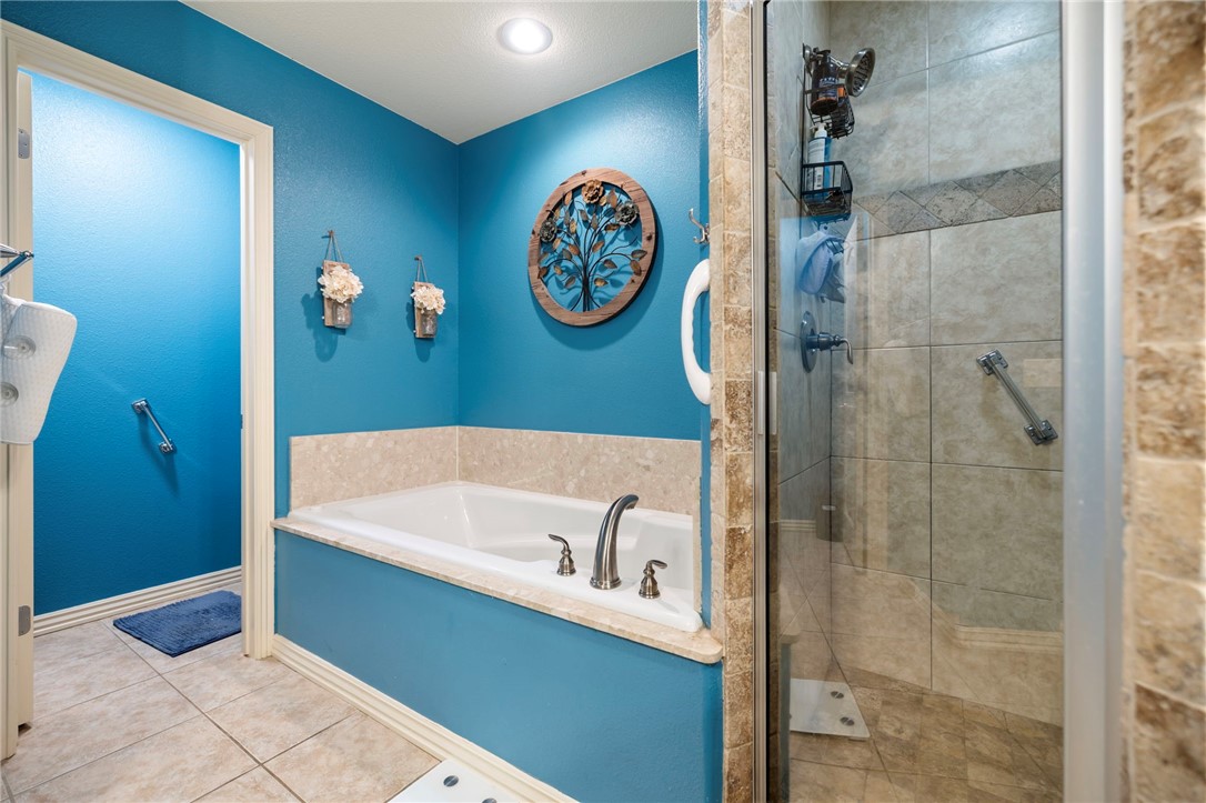 Maple Glenn - Residential