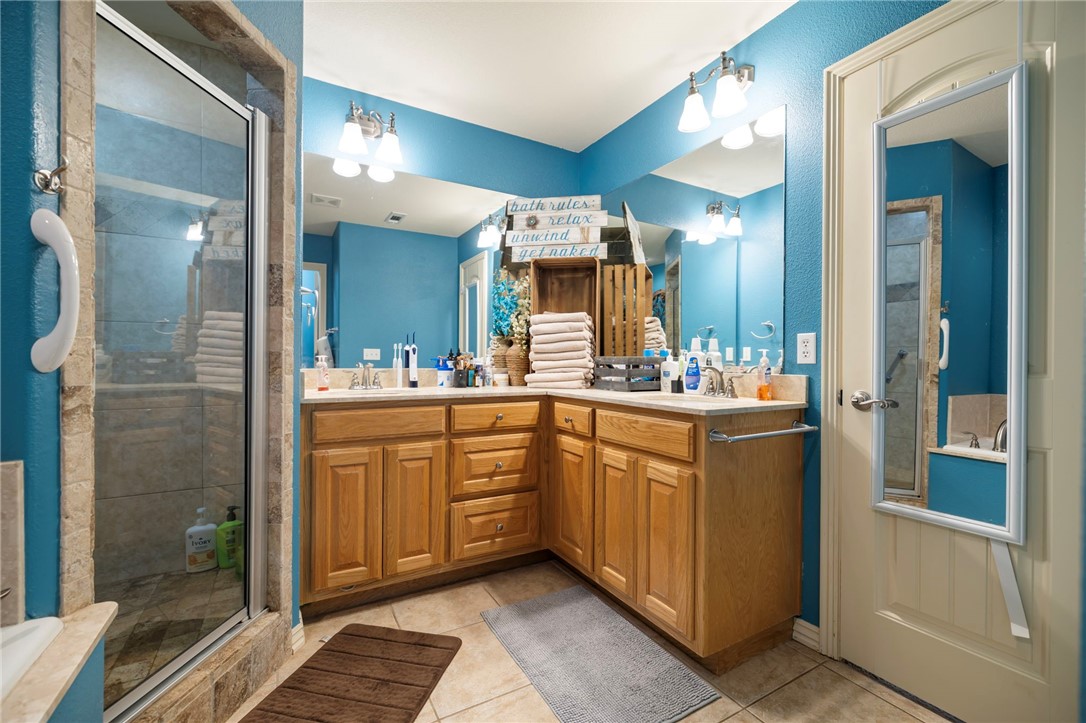 Maple Glenn - Residential