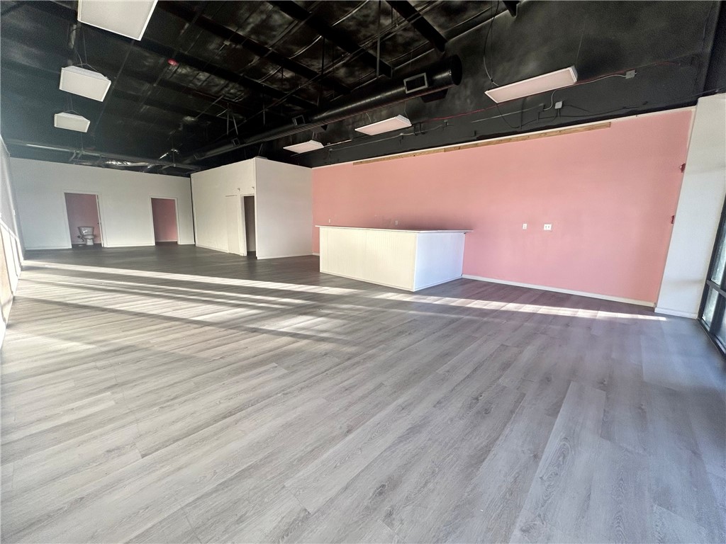 Springdale Outlots - Commercial Lease