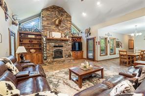 19-17-33-RURAL - Residential