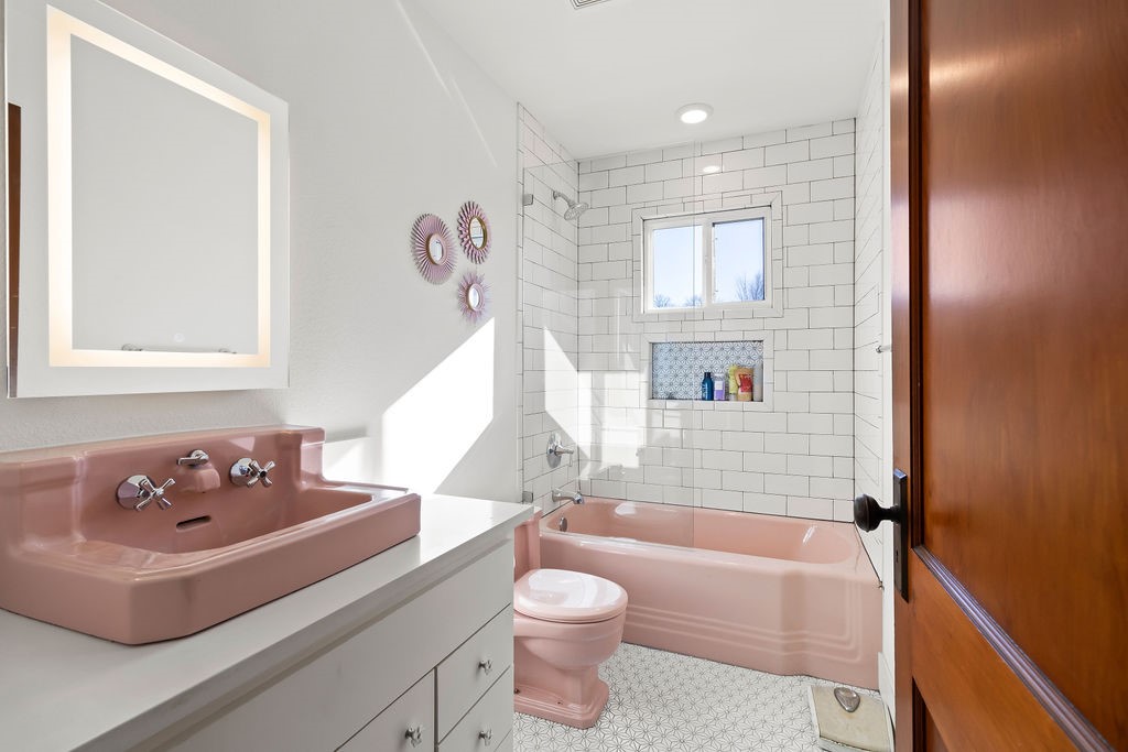 CORLEYS ADD-BENTONVILLE - Residential