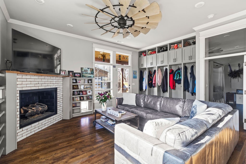 CORLEYS ADD-BENTONVILLE - Residential