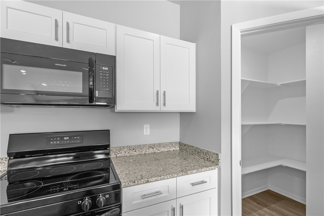 WOODWARD PARK PH II-HIGHFILL - Residential Lease