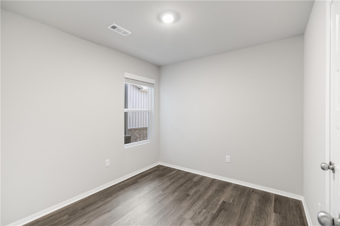 WOODWARD PARK PH II-HIGHFILL - Residential Lease