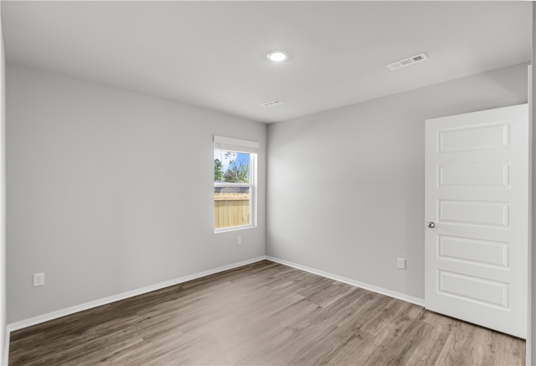 WOODWARD PARK PH II-HIGHFILL - Residential Lease