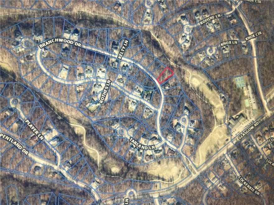 .34 acre lot ON the Branchwood Nature Trail! Enjoy the easy access to the amenities of the Branchwood Complex! The Highlands is a special part of BV. Loch Lomond, Highland Golf & Pub, Branchwood Complex's Gym, Indoor Pool, Pickle Ball Crt, Disk Golf, Dog Walk Park Trail, Nature Trail and Paved Lake Trails! Highland is the longest and most challenging of the BV courses and is home to 2 High School Golf Teams.
Course offers Driving, Pitching, Chipping, Putting Greens. Lake Loch Lomond is the largest and newest Lake in BV and a member favorite! Lomond provides the most diverse opportunities for multiple recreational uses w ample room for skiing in its main bay. Secluded Coves where anglers can catch the best Largemouth Bass population in BV. A Marina w covered fishing dock, a fish cleaning station, fuel, bait
shop, and boat rentals, boat ramps, courtesy docks, fishing piers, pavilions, and mooring stations. Own your piece of the Mt Bike Capital of the WORLD!