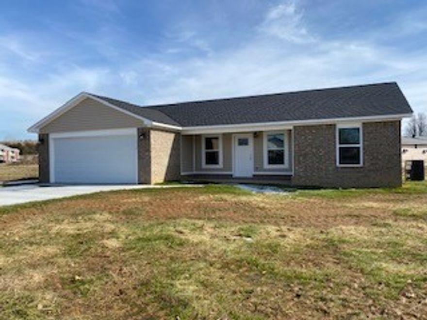 Beautiful 3 bed/2bath, brand new home! Not far from the business district, and also not on the main road. Will come with a 1 year builder warranty, microwave, range and dishwasher included!