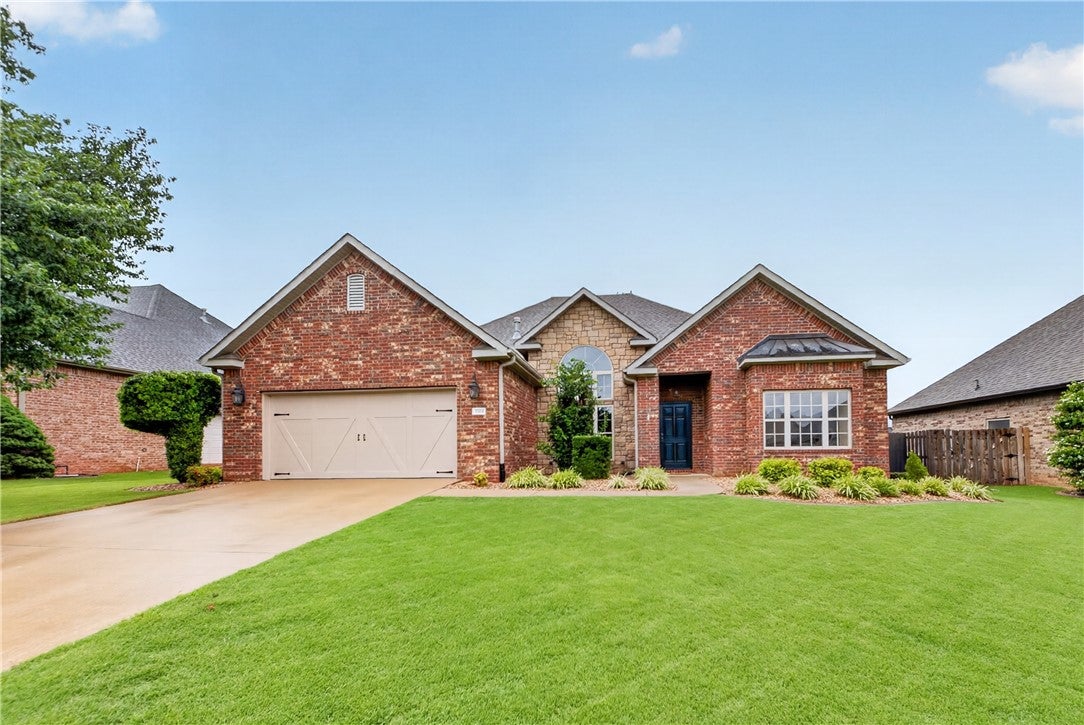 Photo 1 of 30 — 3504 SW Baybridge Cove, Bentonville, AR 72712