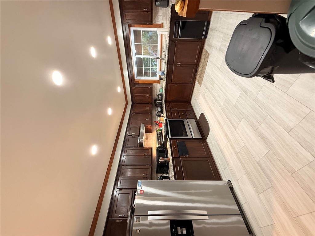 Kingswood Add Ph Ii Rplt Of Lt 22 - Residential
