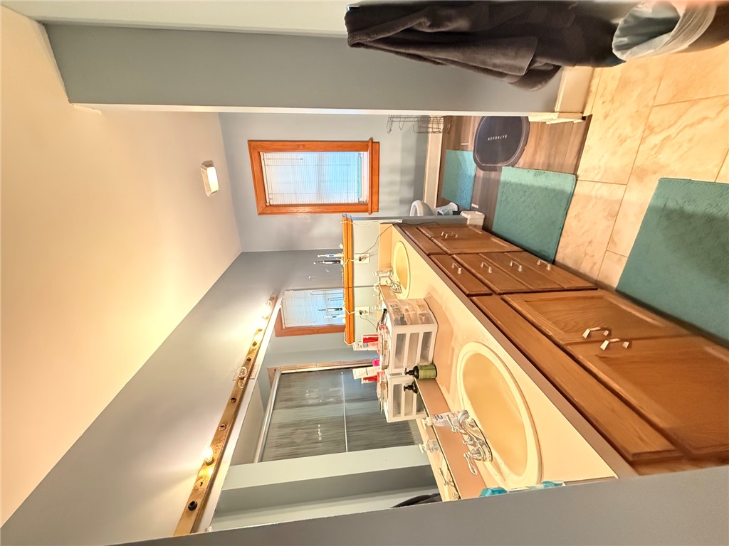 Kingswood Add Ph Ii Rplt Of Lt 22 - Residential